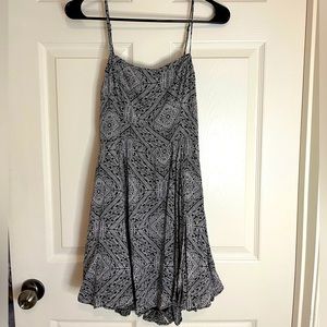 Silence and noise dress